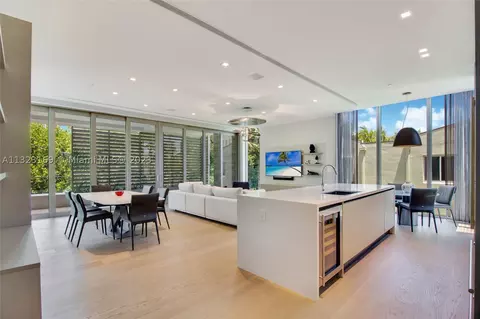 311 Meridian Ave #301, Miami Beach, FL 33139