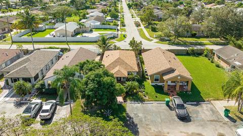 12216 SW 203rd Ter, Miami, FL 33177