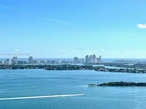 650 NE 32nd St #3702, Miami, FL 33137
