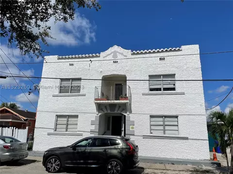 544 NW 23rd Ct, Miami, FL 33125