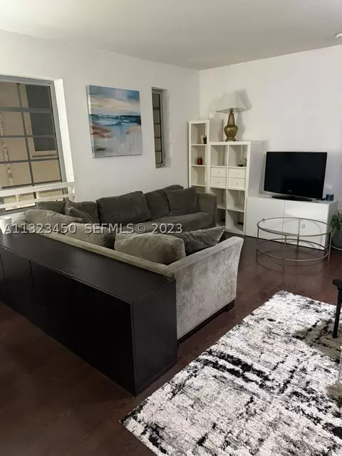 435 21st St #223, Miami Beach, FL 33139