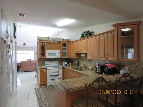 7200 W 29th Ave, Hialeah, FL 33018 photo 9