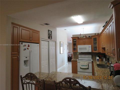 7200 W 29th Ave, Hialeah, FL 33018 photo 10
