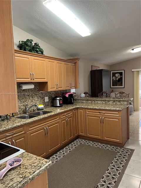 7200 W 29th Ave, Hialeah, FL 33018 photo 8