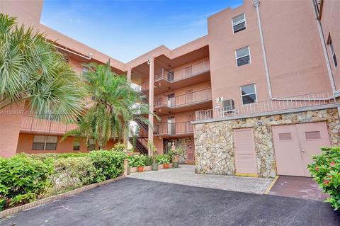 2841 Somerset Dr #401, Lauderdale Lakes, FL 33311