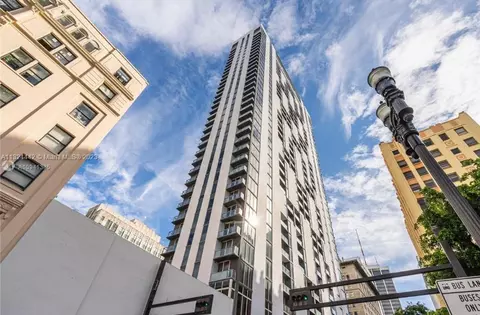 151 SE 1st St #3211, Miami, FL 33131