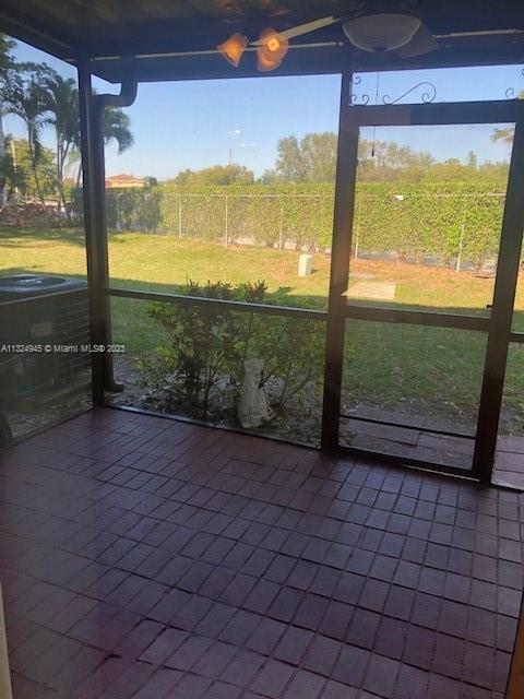 1183 Hampton Blvd, North Lauderdale, FL 33068 photo 15