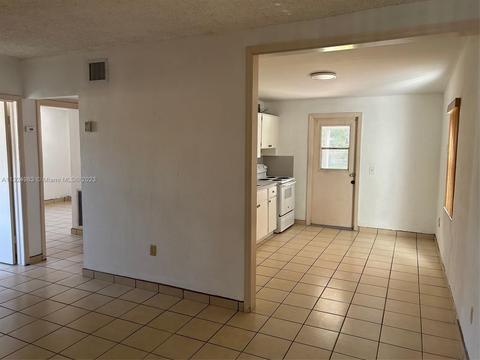 434 E 63rd St, Hialeah, FL 33013 photo 6