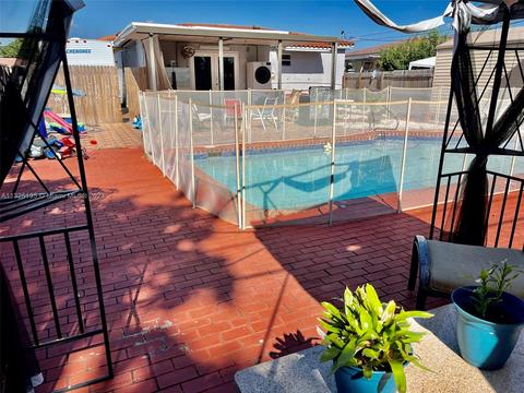 164 E 58th St, Hialeah, FL 33013 photo 41