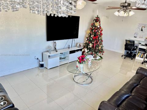 164 E 58th St, Hialeah, FL 33013 photo 9