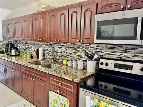 164 E 58th St, Hialeah, FL 33013 photo 36