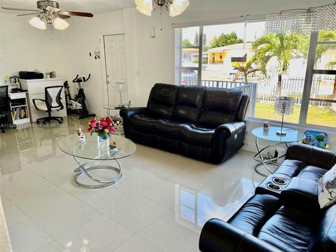 164 E 58th St, Hialeah, FL 33013 photo 10