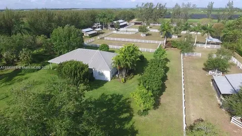 28320 SW 207th Ave, Homestead, FL 33030