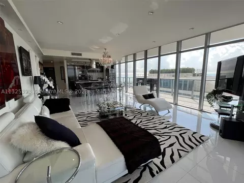 3737 Collins Ave #S-1203, Miami Beach, FL 33140