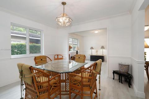 415 Giralda Ave, Coral Gables, FL 33134 photo 5