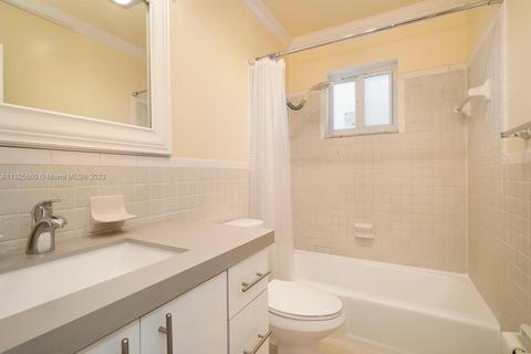 415 Giralda Ave, Coral Gables, FL 33134 photo 22