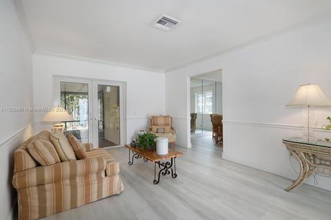 415 Giralda Ave, Coral Gables, FL 33134 photo 11