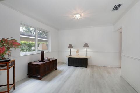415 Giralda Ave, Coral Gables, FL 33134 photo 16