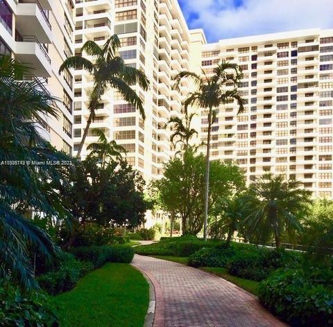500 Three Islands Blvd #L20, Hallandale Beach, FL 33009