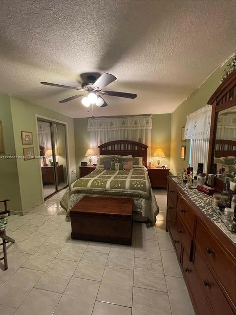 4448 E 8th Ct, Hialeah, FL 33013 photo 13