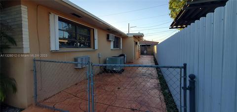 4448 E 8th Ct, Hialeah, FL 33013 photo 3