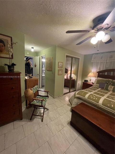 4448 E 8th Ct, Hialeah, FL 33013 photo 12