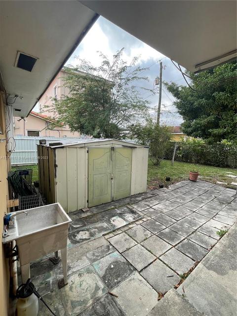 4448 E 8th Ct, Hialeah, FL 33013 photo 35