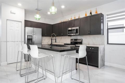 3473 W 109th Pl, Hialeah, FL 33018 photo 5