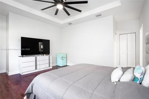 3473 W 109th Pl, Hialeah, FL 33018 photo 8