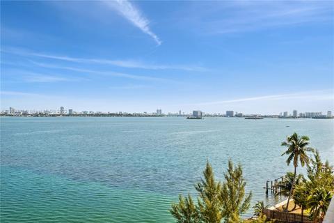 11113 Biscayne Blvd #758, Miami, FL 33181
