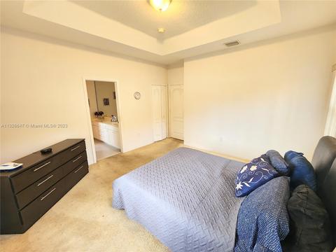 7055 W 4th Ct, Hialeah, FL 33014 photo 15