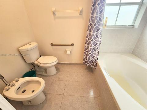 7055 W 4th Ct, Hialeah, FL 33014 photo 17