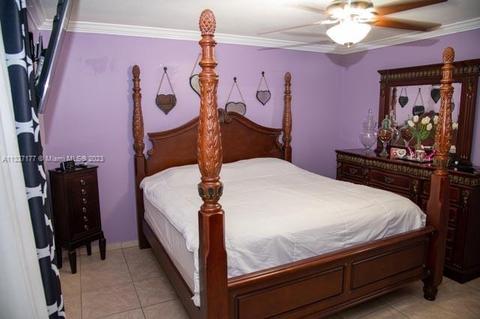 2725 W 55th Pl, Hialeah, FL 33016 photo 15