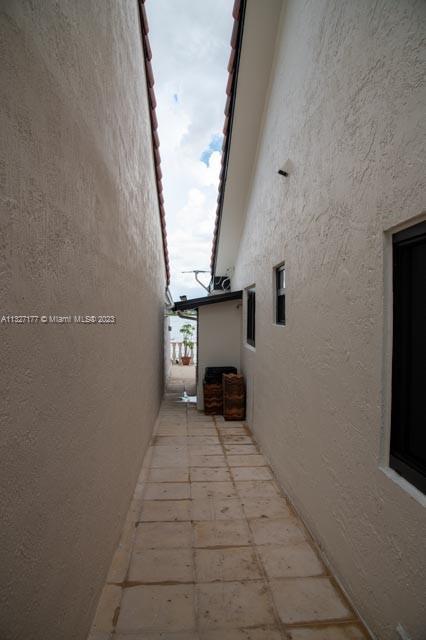 2725 W 55th Pl, Hialeah, FL 33016 photo 38