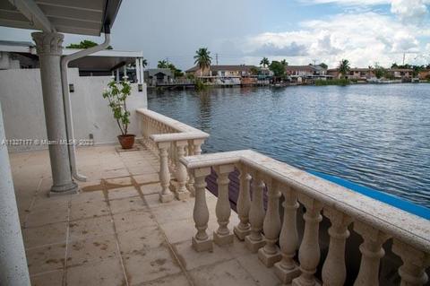 2725 W 55th Pl, Hialeah, FL 33016 photo 42
