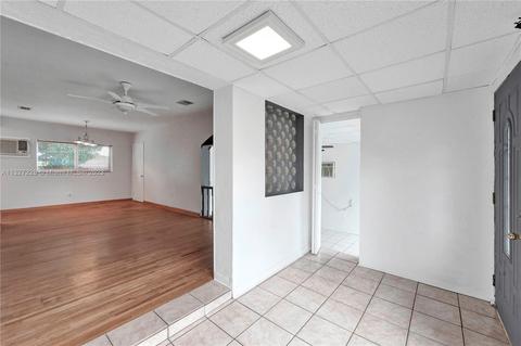 130 E 63rd St, Hialeah, FL 33013 photo 10