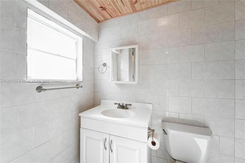 130 E 63rd St, Hialeah, FL 33013 photo 16