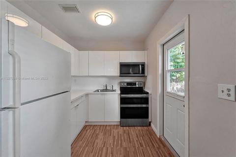 130 E 63rd St, Hialeah, FL 33013 photo 22