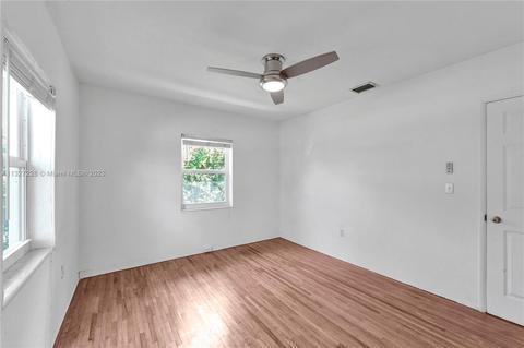 130 E 63rd St, Hialeah, FL 33013 photo 34