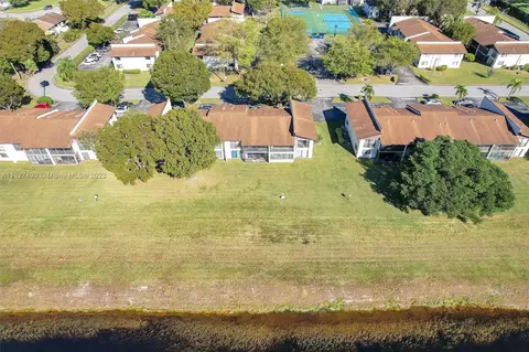 144 S Laurel Dr #605, Margate, FL 33063 photo 29