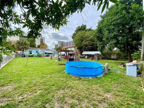 715 E 26th St, Hialeah, FL 33013 photo 1