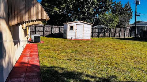 650 W 39 Pl, Hialeah, FL 33012 photo 5