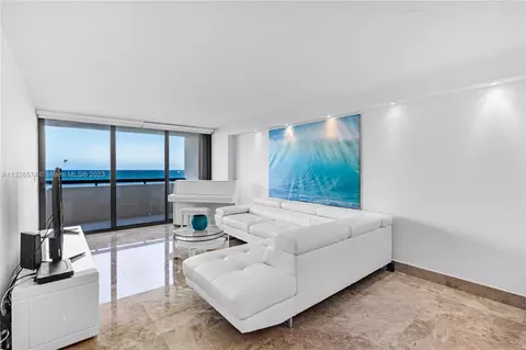 2555 Collins Ave #707, Miami Beach, FL 33140
