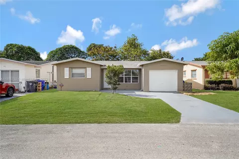 841 SW 63rd Ave, North Lauderdale, FL 33068