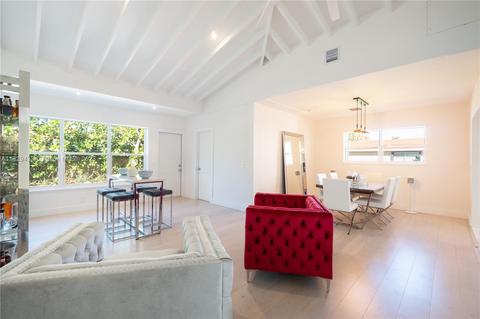 9272 Harding Ave, Surfside, FL 33154 photo 9