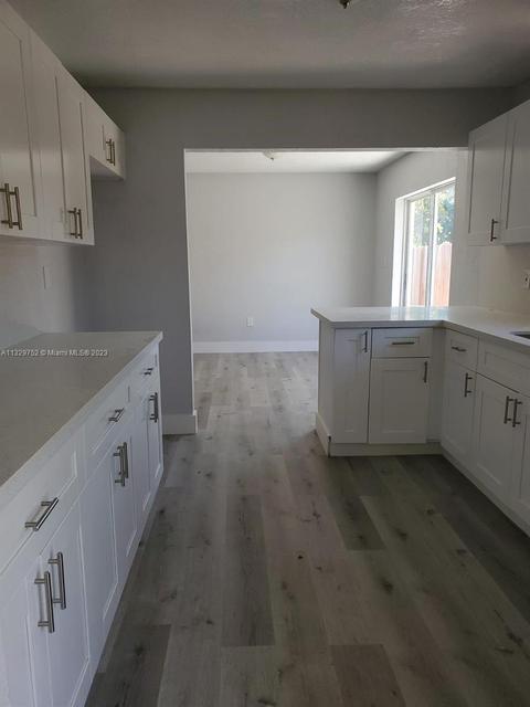 701 W 30th St, Hialeah, FL 33012 photo 12