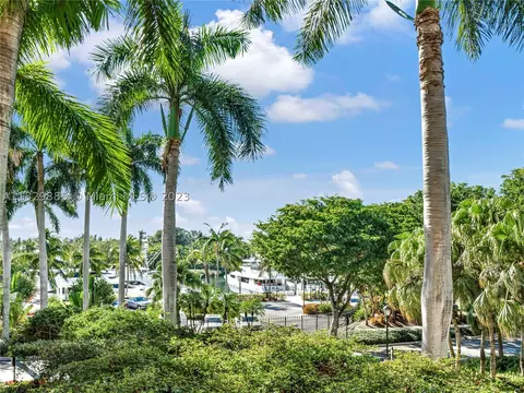 13641 Deering Bay Dr #127, Coral Gables, FL 33158