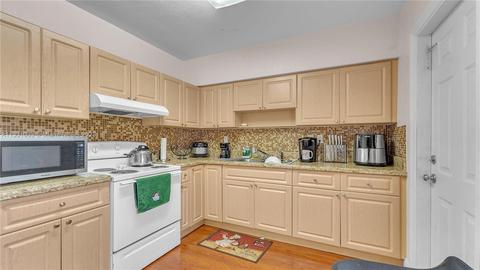 4266 E 8th Ln, Hialeah, FL 33013 photo 13