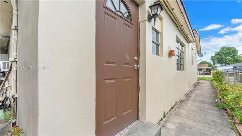 4266 E 8th Ln, Hialeah, FL 33013 photo 19