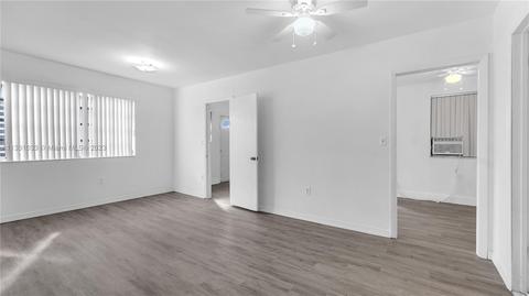 4266 E 8th Ln, Hialeah, FL 33013 photo 25
